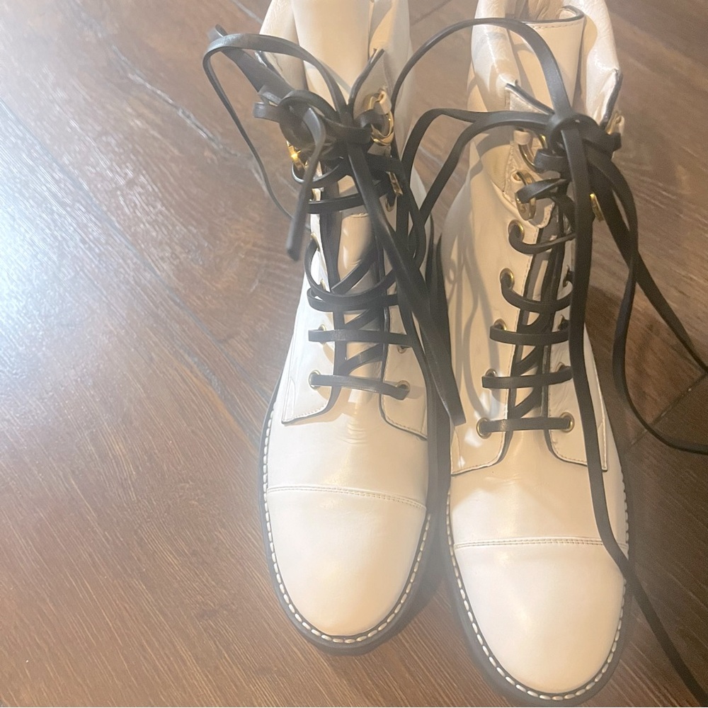 Stuart Weitzman Leather Combat Boots White 5.5